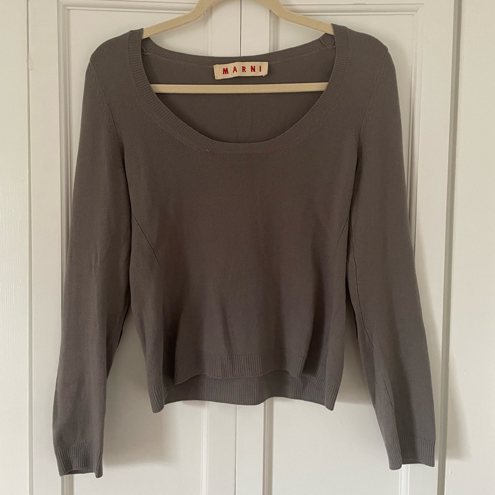 Marni taupe cashmere sweater elbow patches! Size 40
